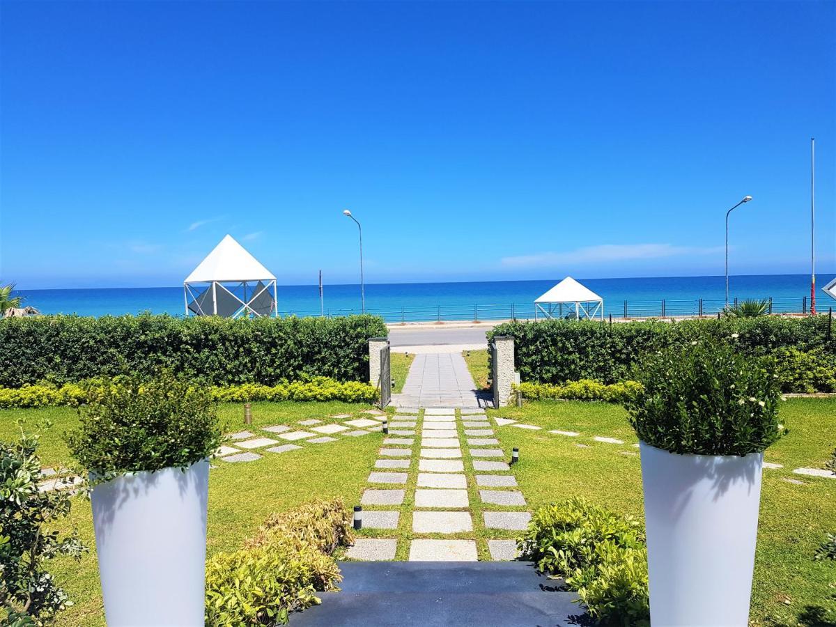 Appartamenti Vacanze Villa Meo Villafranca Tirrena Exterior foto