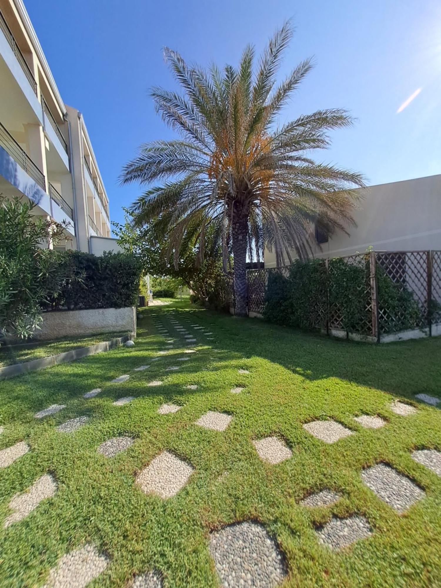 Appartamenti Vacanze Villa Meo Villafranca Tirrena Exterior foto